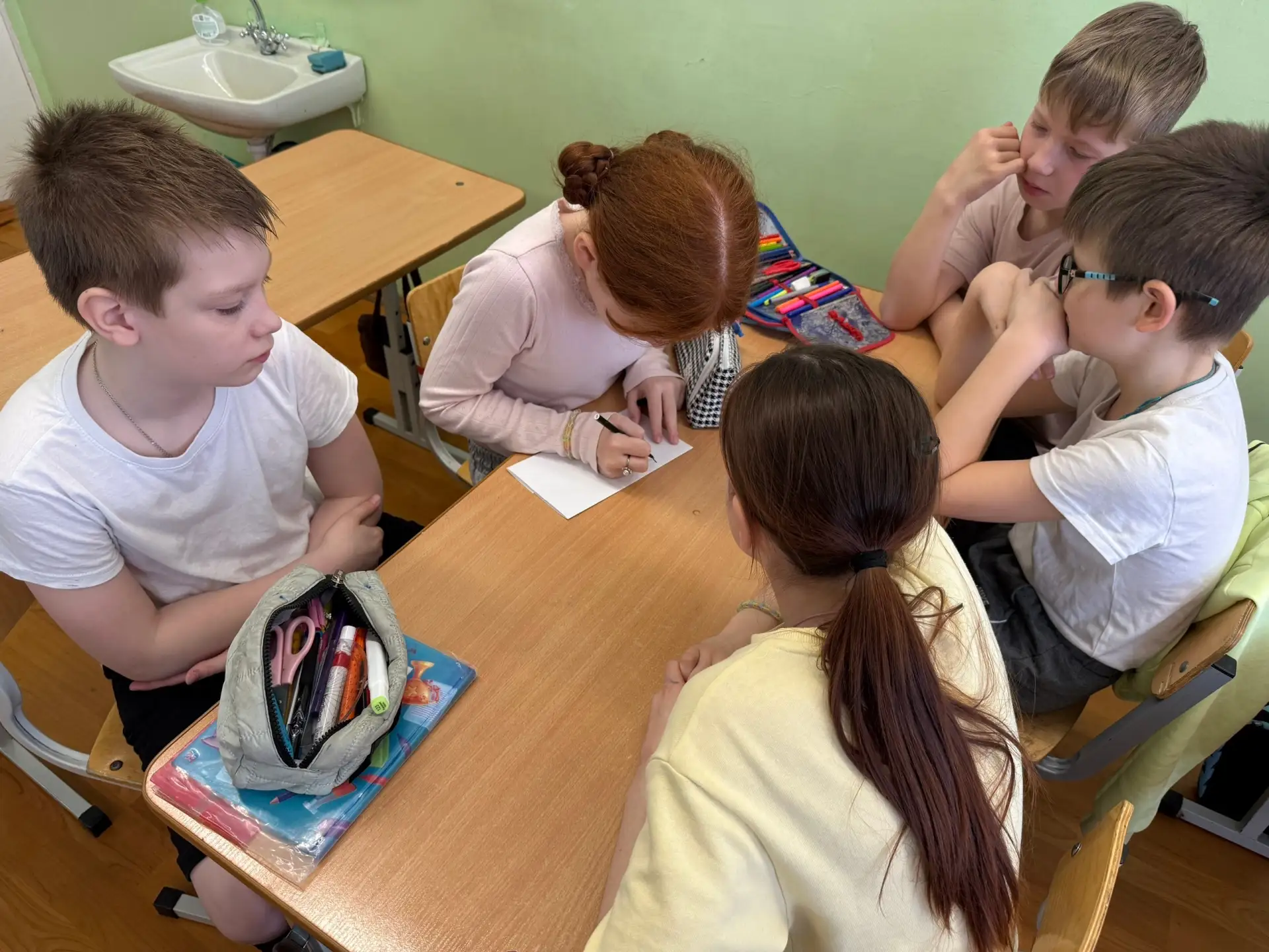 ОРЛЯТА РОССИИ🦅🇷🇺 Трек «Орленок-Эколог»🌍  Ученики 4 «В» класса (классный руководитель- Жигулева Е.А.)