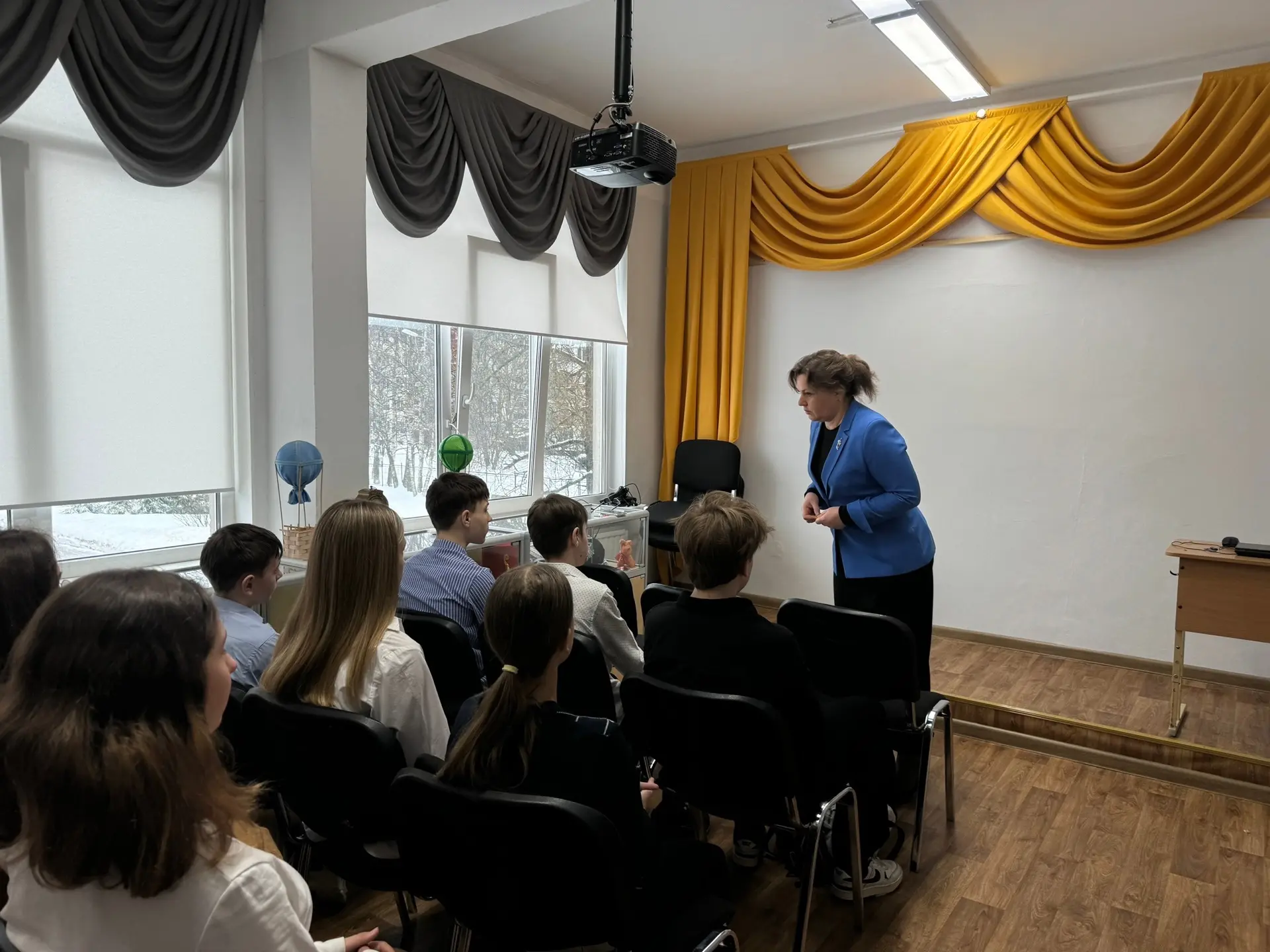 В добрый путь! Напутствие от директора команде 7Б класса  В преддверии важного спортивного события в