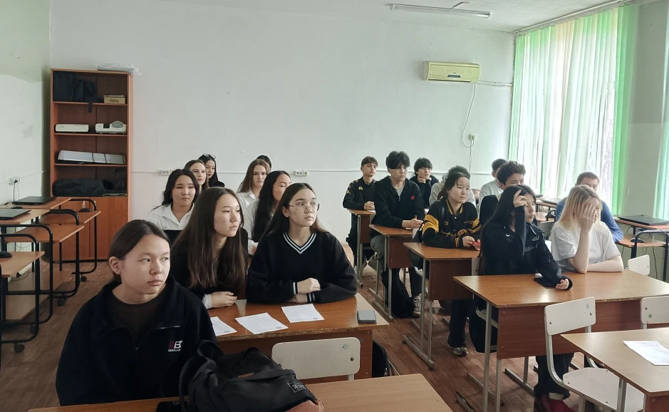 📚 Встреча с представителями Астраханского государственного университета!   16 февраля в нашей школе 