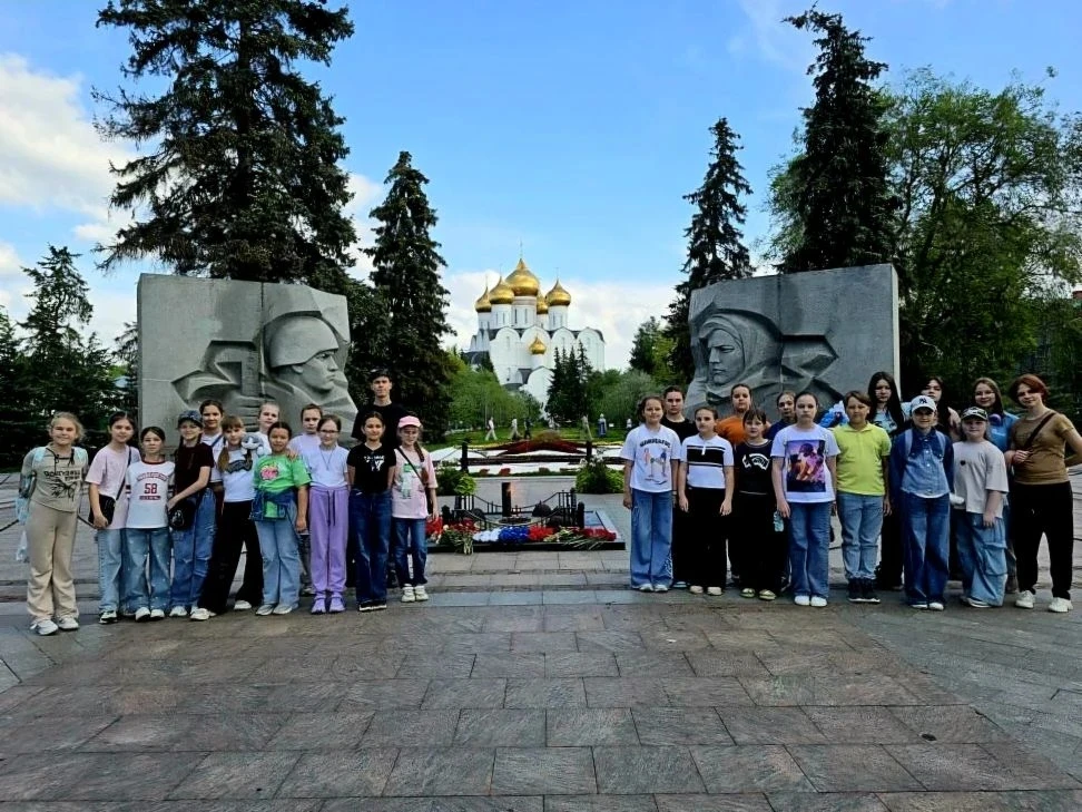 Выступление юных талантов из нашей школы на международном фестивале в Ярославле 🎶  🎤 Ребята из студи
