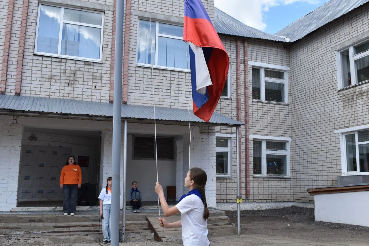 ✅Сегодня, 1 июня, наш лагерь «Алые паруса» распахнул свои двери для 90 девчонок и мальч...