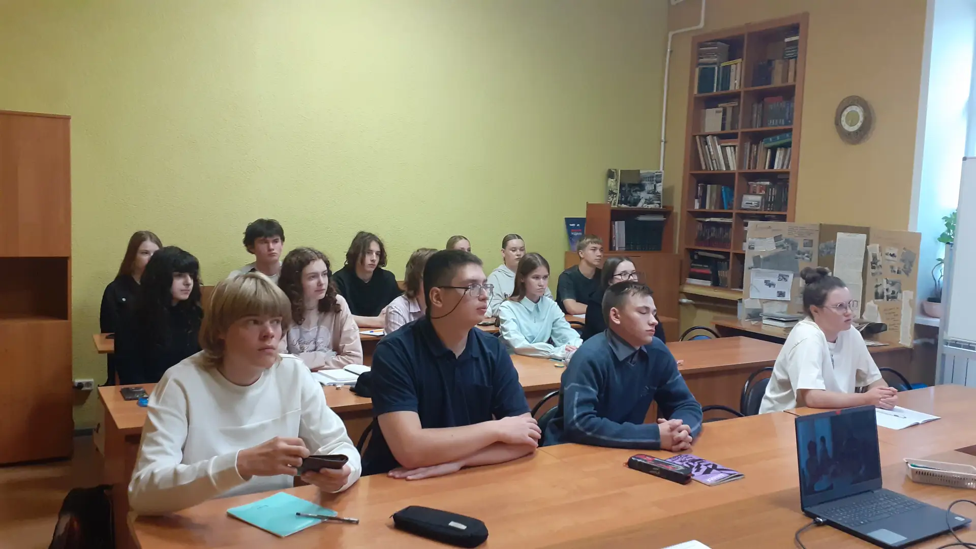 В Ивановском музыкальном училище состоялись мероприятия, приуроченные ко Дню солидарнос...
