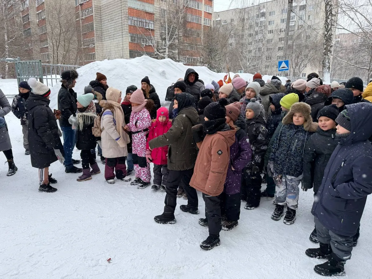 Провожаем зиму с размахом!   Сегодня в стенах нашей школы прошла долгожданная ярмарка, посвященная п