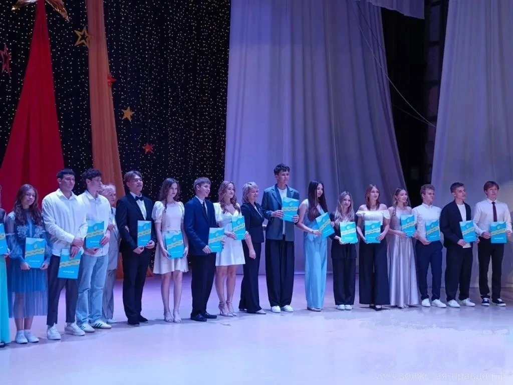 🎉 32 волжских школьника получат по 100 тысяч рублей

В этом году губернаторские выплаты получат 7 в