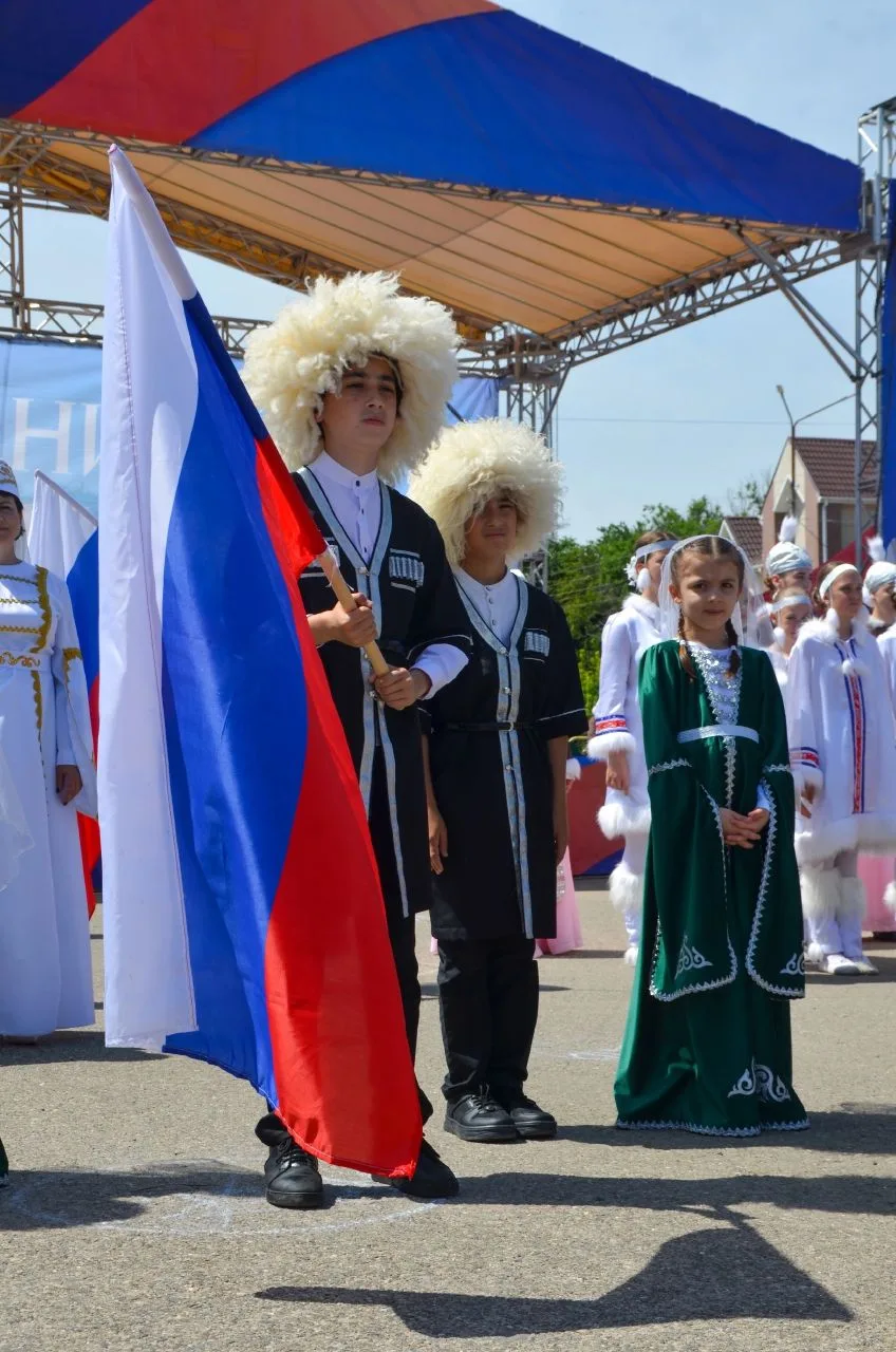 Благодарный отметил День России