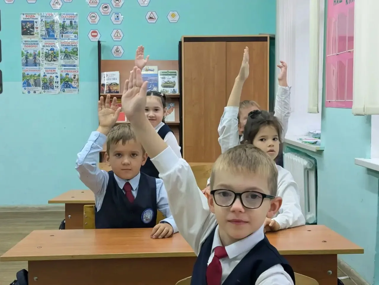 «Звуки вокруг нас»: музыкальный урок в 1 классе 🎵