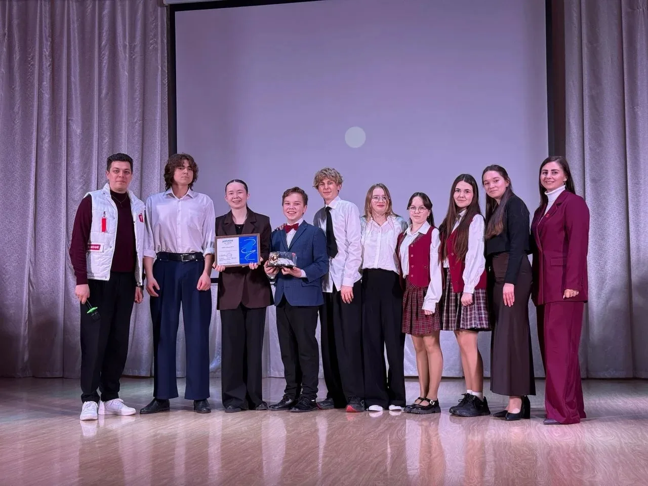 🏆 Фестиваль «Успех Первых»: мы — лучшие!  23 апреля в МБОУ СОШ №2 прошла торжественная церемония зак