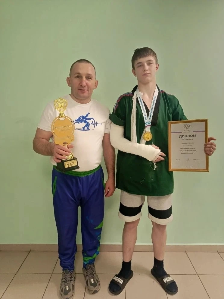 🤼‍♂ Юные борцы Тюменской области завоевали 5 медалей на Первенстве России по корэш!  В Казани, во Дв