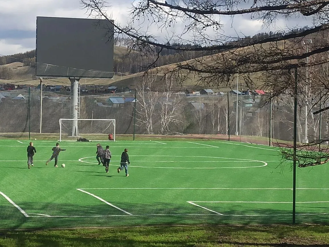 🏫 Школьная неделя завершилась ярким выездом в ДЗК «Абзаково»! 🏕️  Учебная неделя для ребят завершила