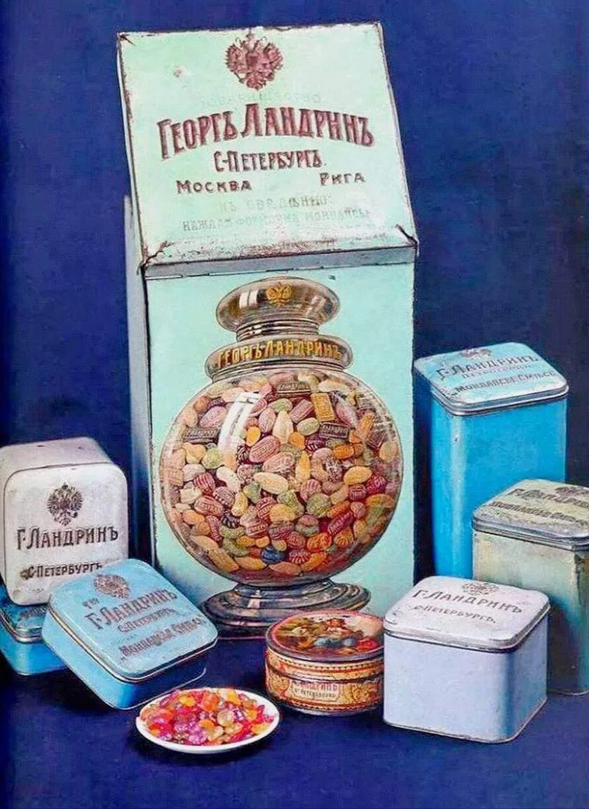 СССР на жестяных банках