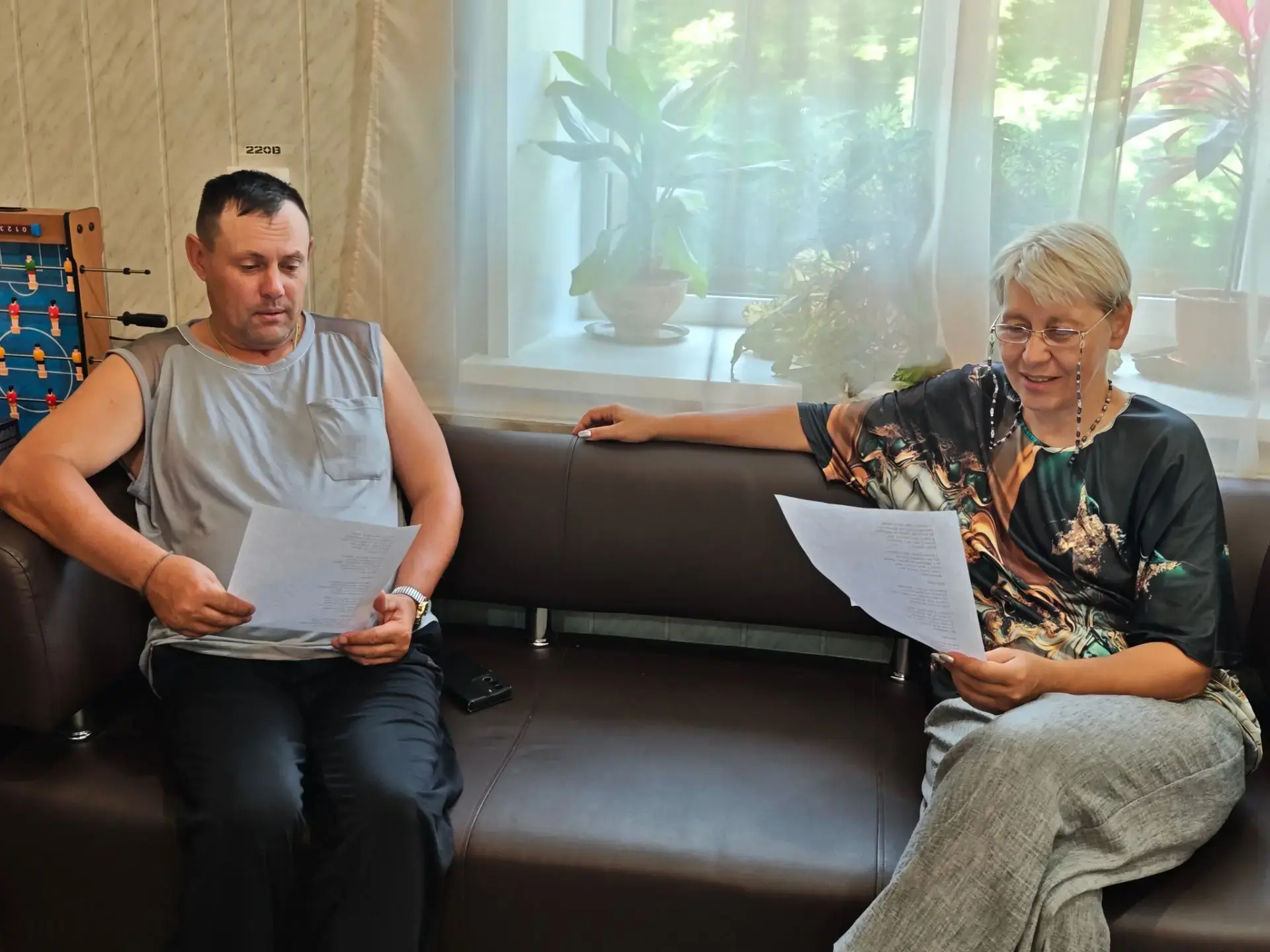 В отделении социальной реабилитации центра «Надежда» на Дунаевского состоялась музыкаль...
