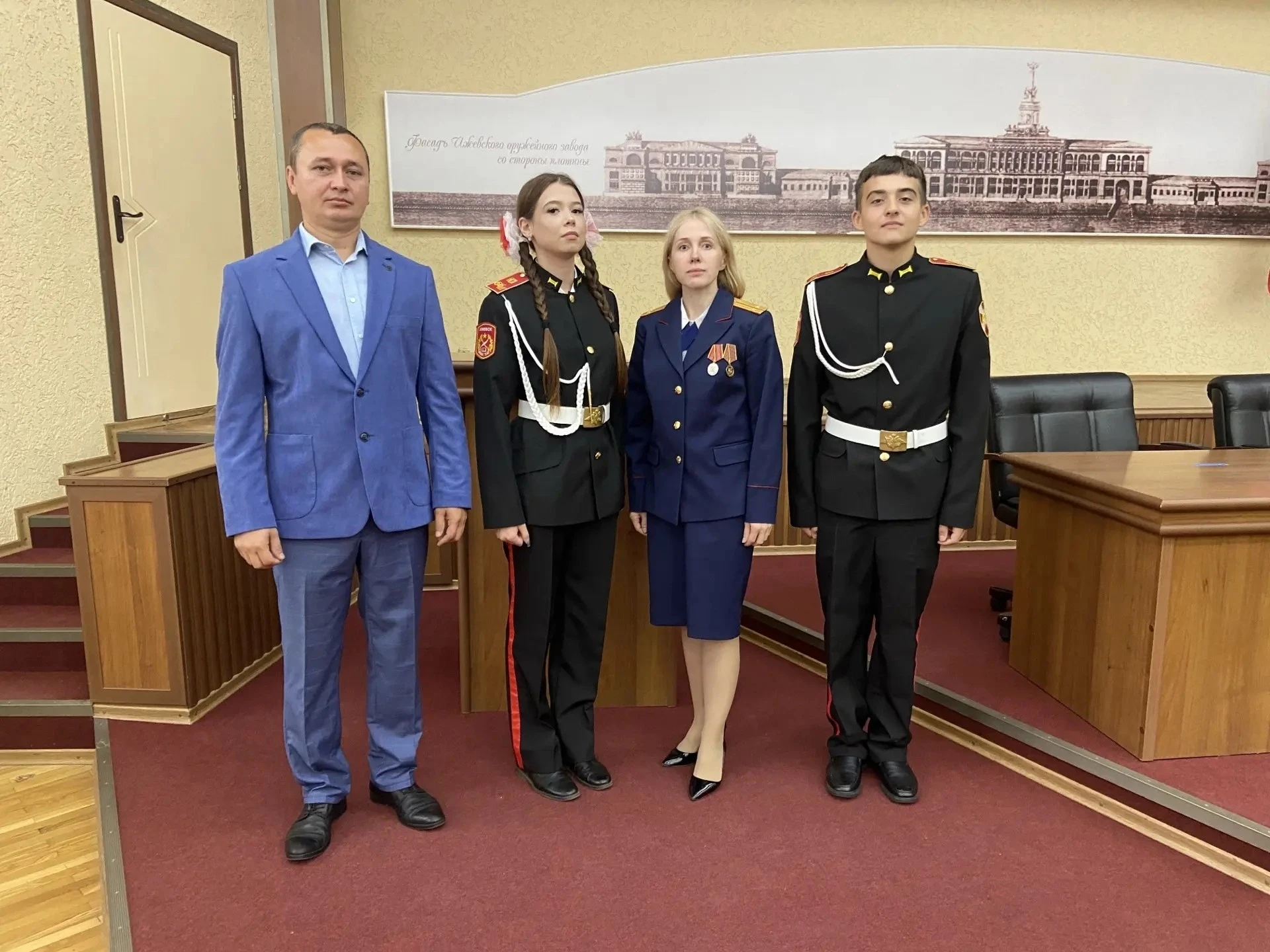 В День знаний в Удмуртской Республике открыты новые кадетские классы Следственного коми...