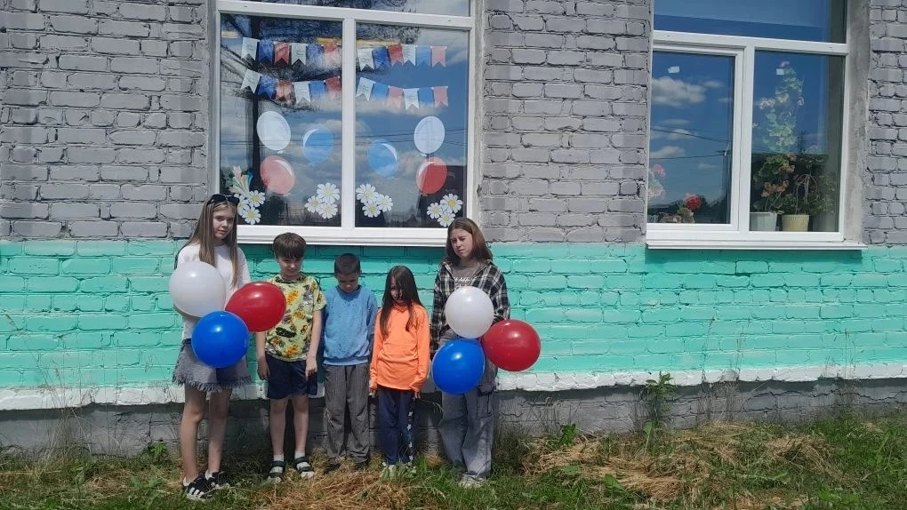 🇷🇺Сегодня в пришкольном лагере Большесодомовской школы "Дружба" активисты Движения Первых и орлята