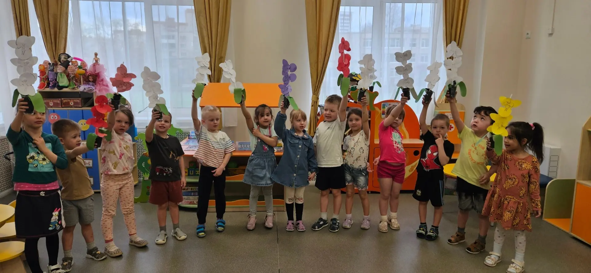 Ребята группы Акварельки погрузились в мир комнатных растений🌸