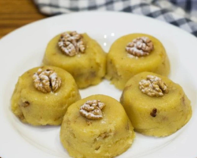 🍮 Десерт из манной крупы с грецкими орехами