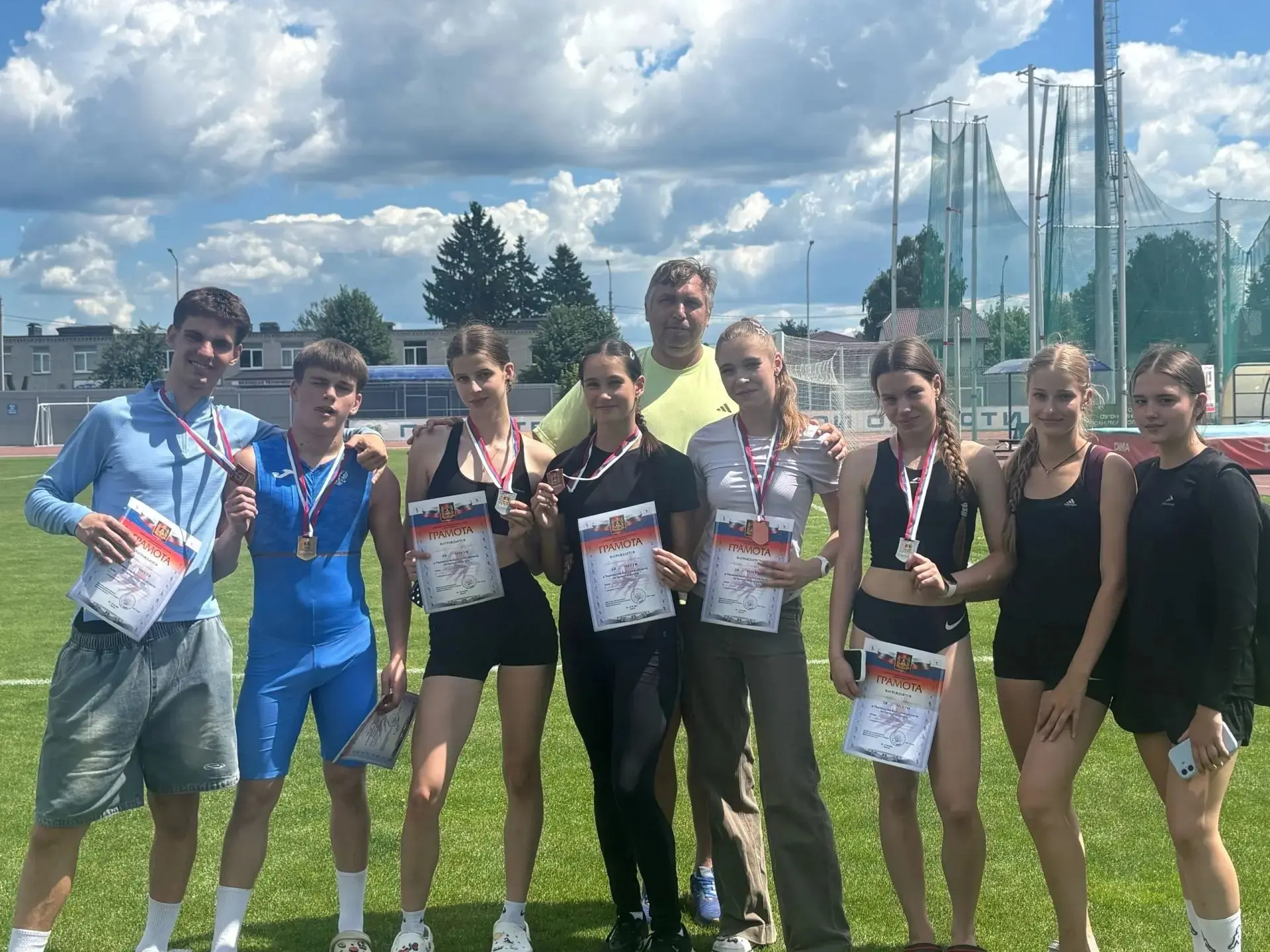 🎉 Гордимся нашими учениками! 🎉

🏃🏻🏃🏻‍♀️20–21 июня 2026 года на стадионе «Десна» прошло первенс