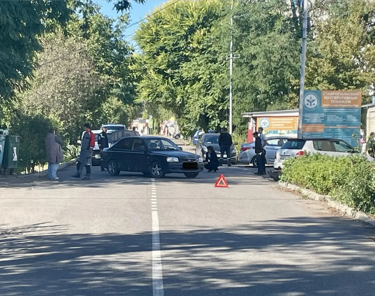 В МинВодах 17-летний водитель и 18-летний пассажир электросамоката пострадали при столк...