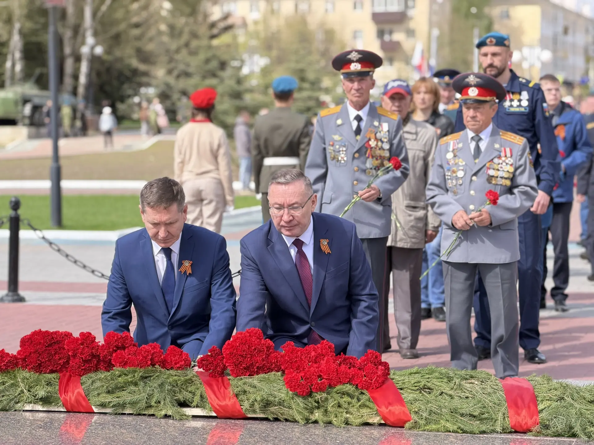 🇷🇺9 Мая – праздник, который объединяет поколения и наполняет наши сердца гордостью!  Сегодня мы покл