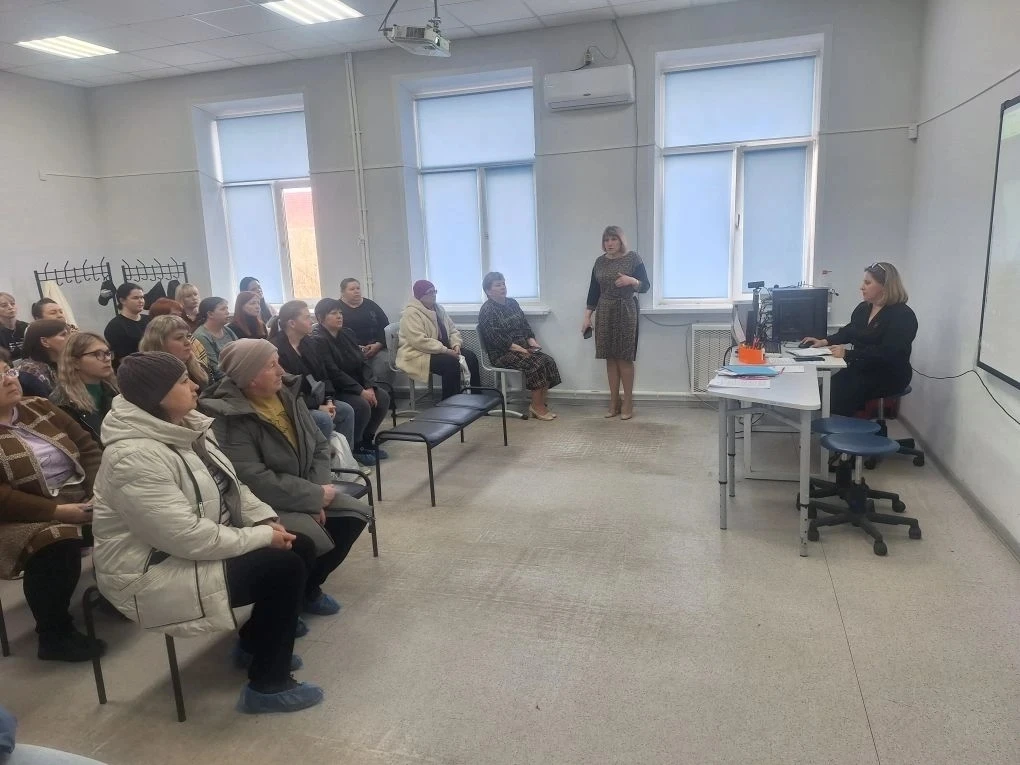 24.03.2026 года в Дзержинской школе состоялось общешкольное родительское собрание, посв...