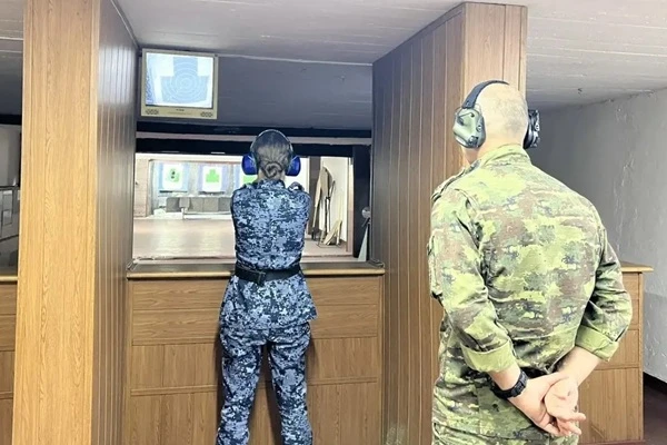 В УФСИН Калининградской области состоялось посвящение молодых офицеров в службу