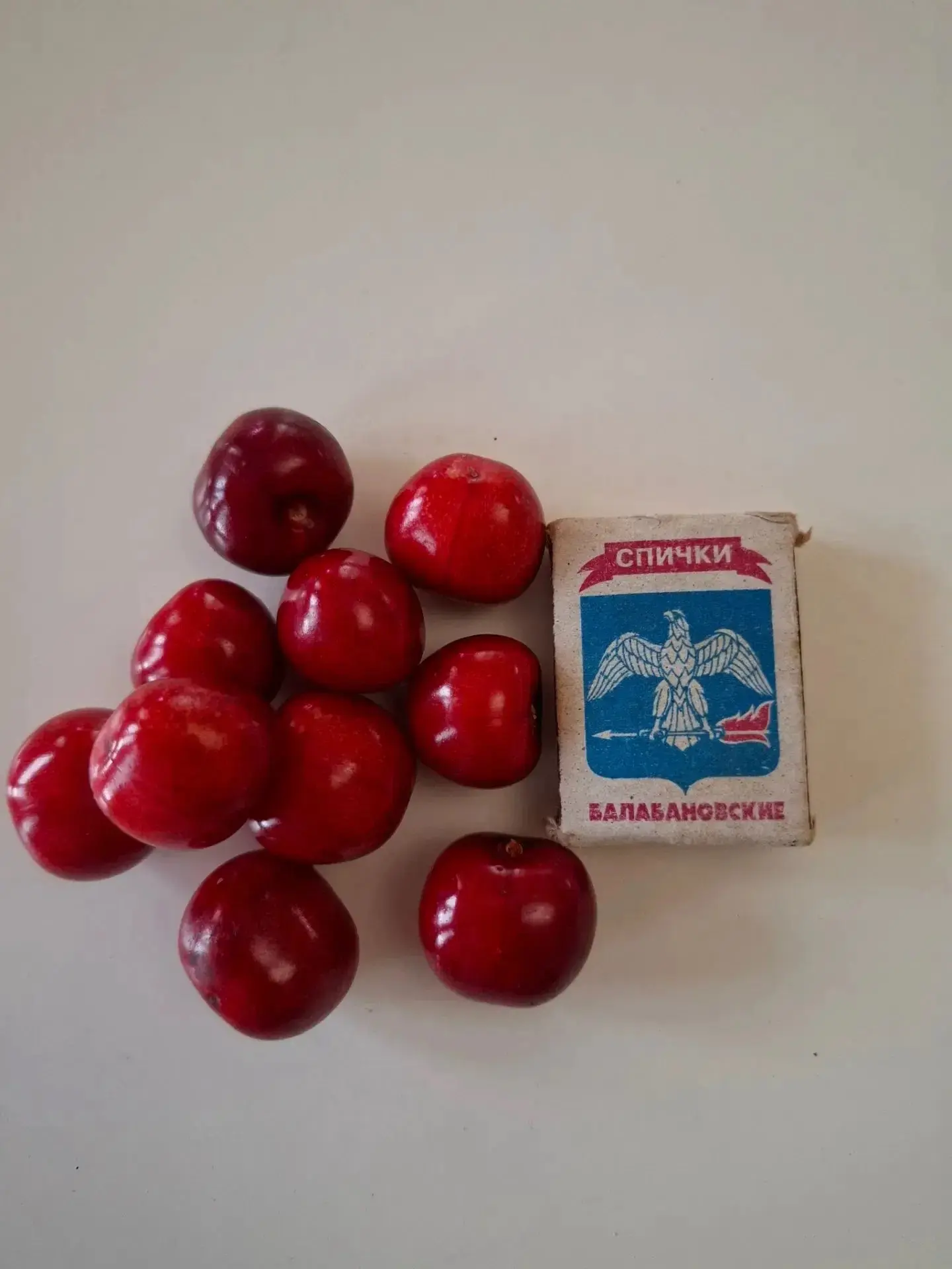 Продаётся черешня! (Поздний сорт — буквально вчера поспела). Сладкая, сочная, плотная, сухая, без че