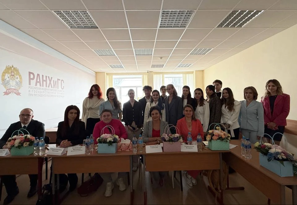 Состоялась защита выпускных квалификационных работ у гражданско-правовой специализации ...