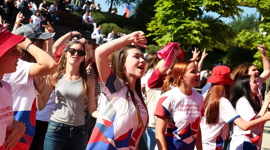 От лидерства до новых проектов: 100 волонтеров Подмосковья объединились в Подольске