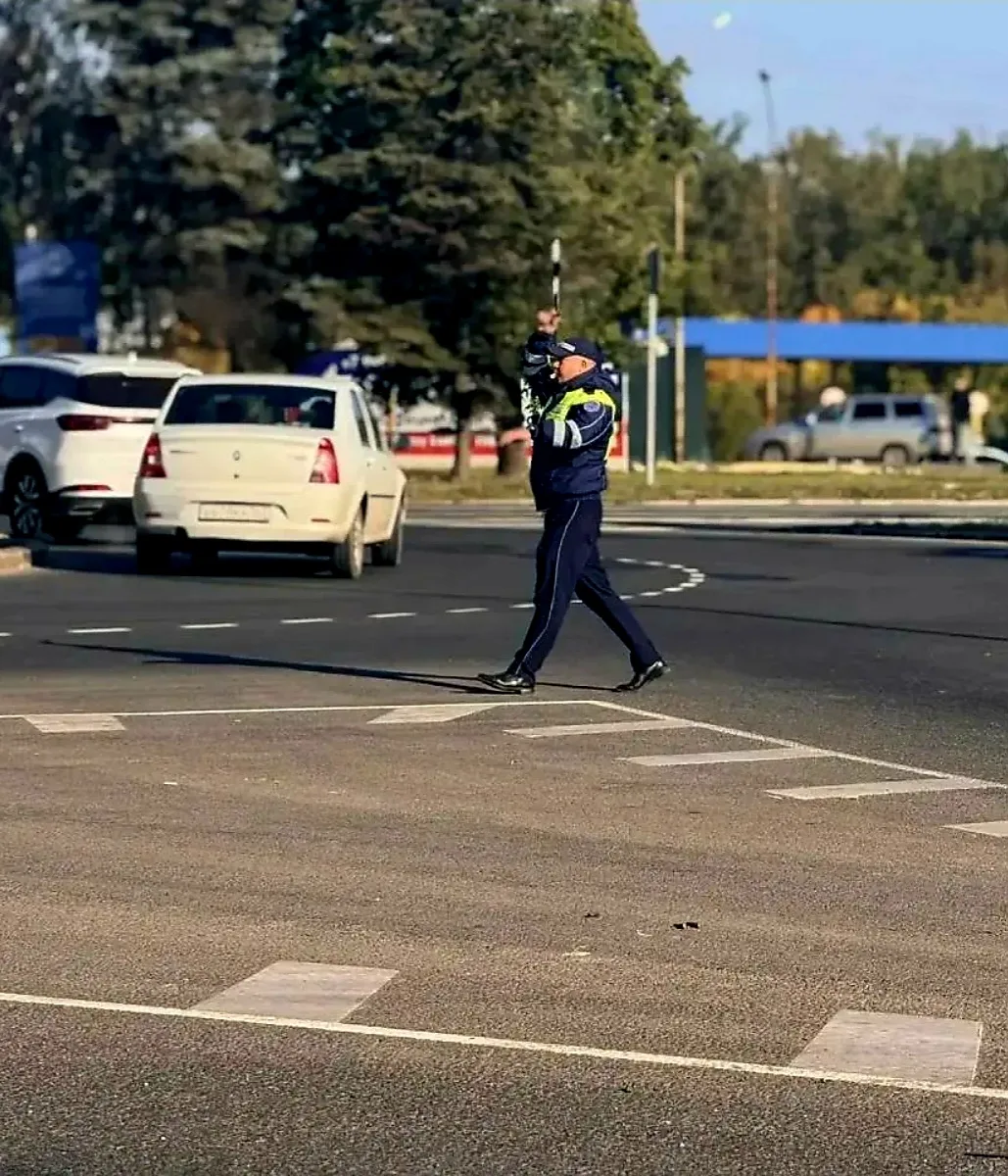 Госавтоинспекция усиливает контроль на ключевых транспортных узлах Макеевки и Донецка.