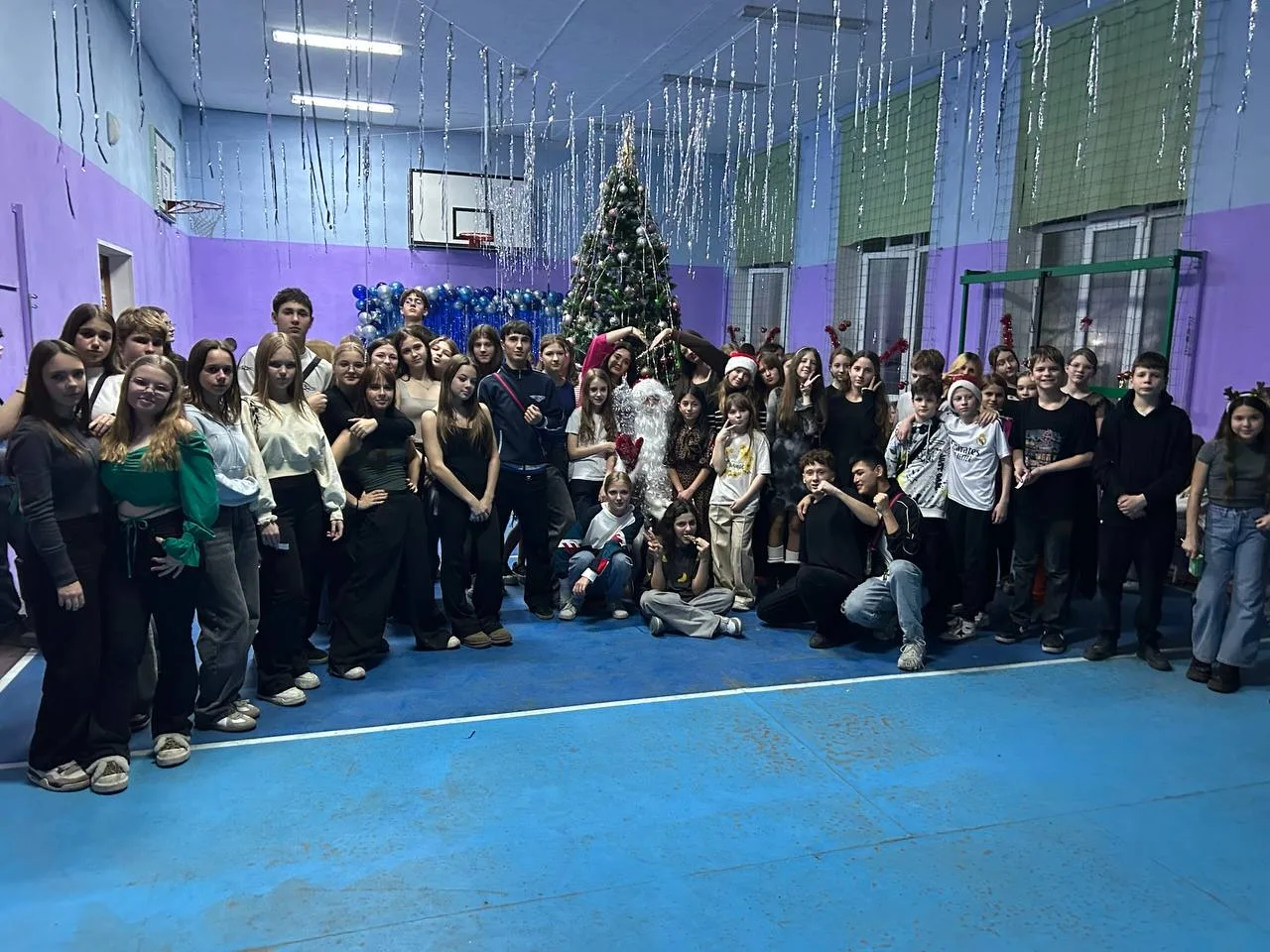 Время летит стремительно — совсем скоро куранты пробьют двенадцать, и наступит Новый 2026 год! В наш