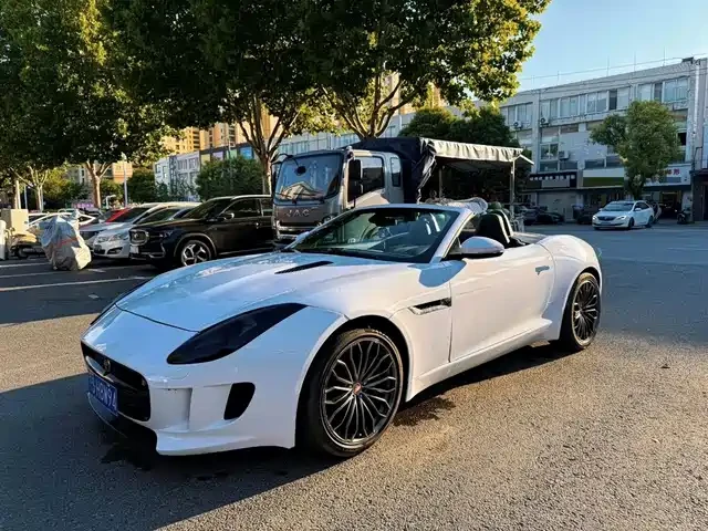🚗 Jaguar 2014