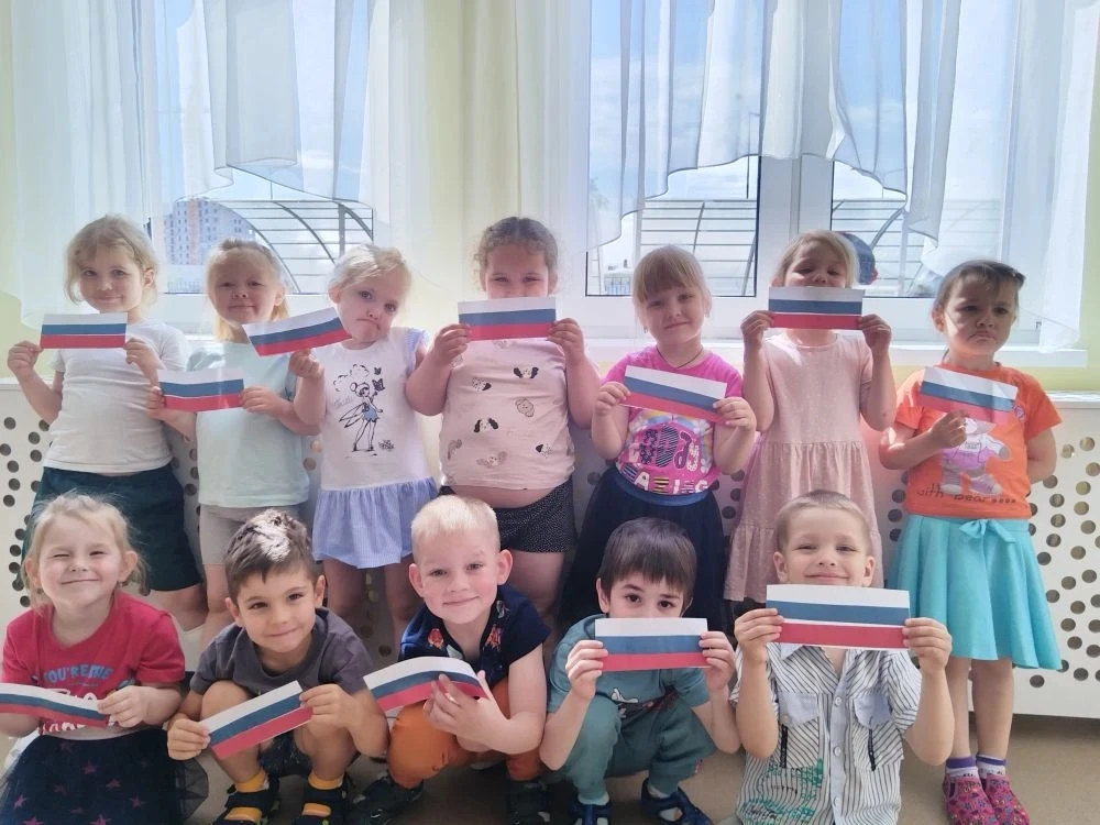 🇷🇺❤️Мы, с самого детства впитываем культуру и традиции своей страны. Песни, которые нам поют родит