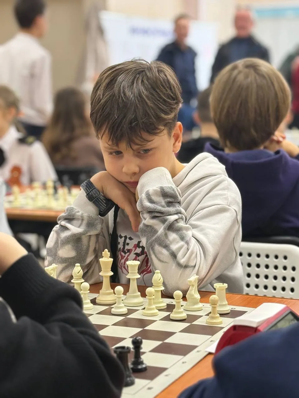 ♟️ Наши юные гроссмейстеры в деле!  Сегодня команда нашей школы приняла участие  в Муниципальном эта