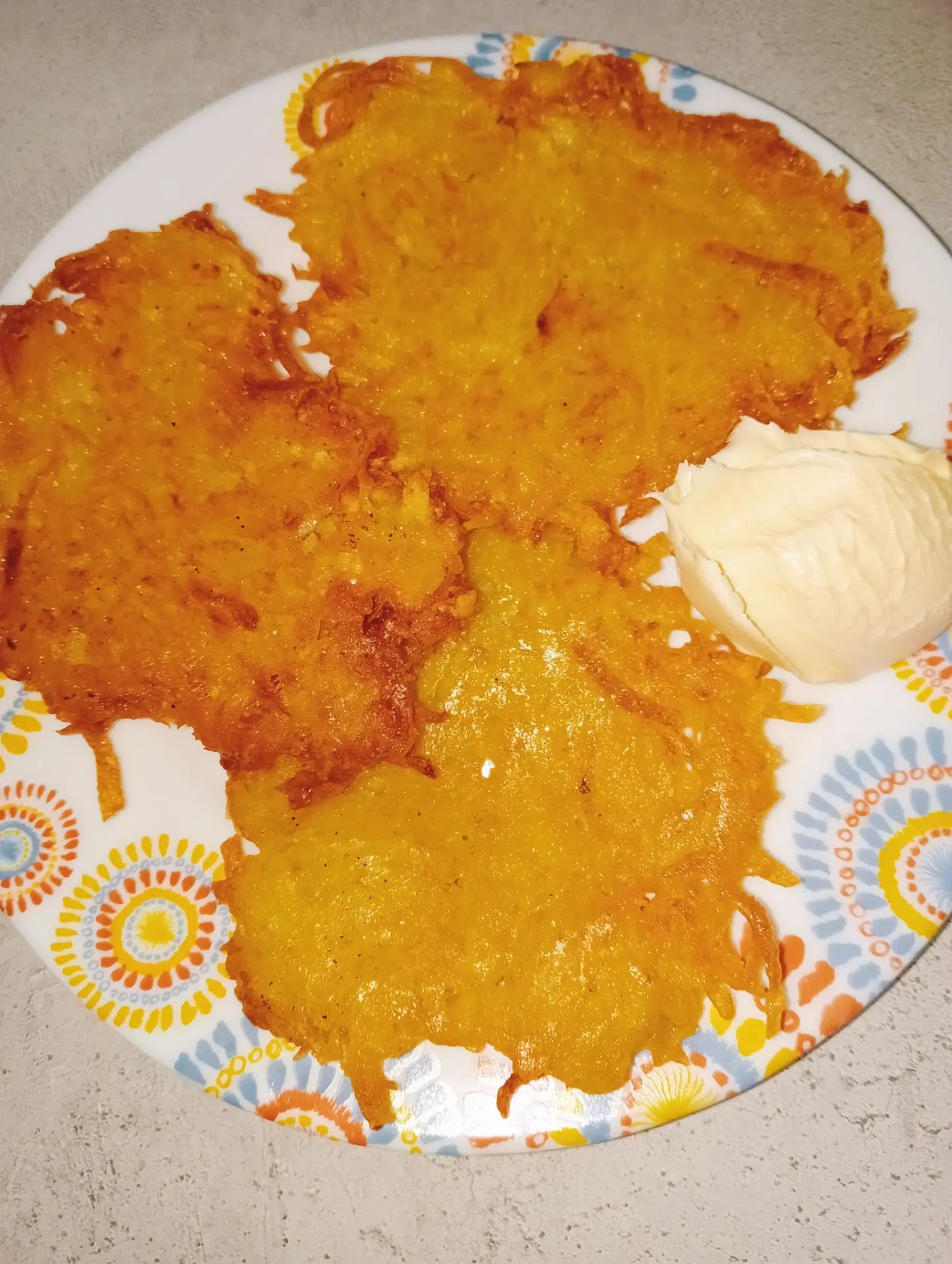 Кто кушает, приятного аппетита 😀🤗 у нас драники на обед 😋 до этого тепла картошку на...
