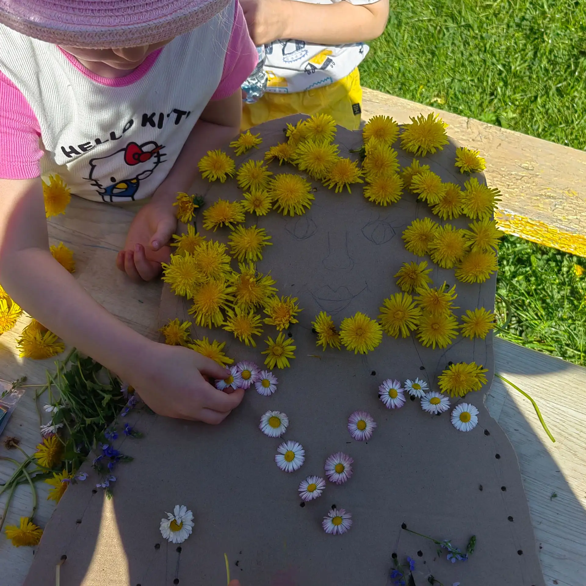 🌼🌸 Весеннее чудо: ожившие цветы! 🌸🌼Посмотрите,наши детские ручки вместе с природой ...