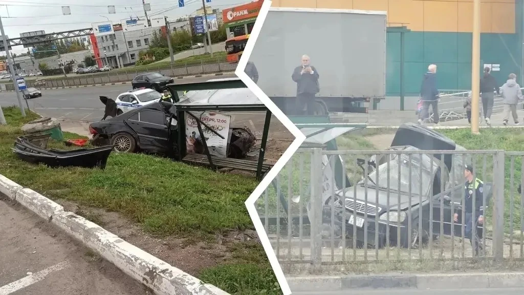 У ТЦ «РИО» в Ярославле «Мерседес» на скорости врезался в остановку с людьми