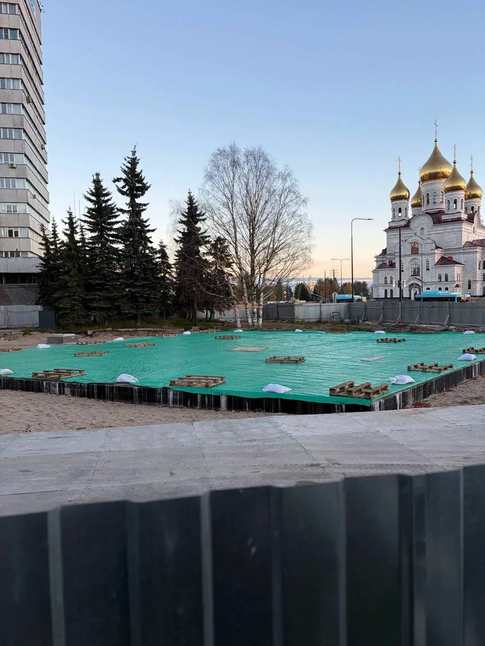 Светомузыкальный фонтан заработает лишь ко Дню города