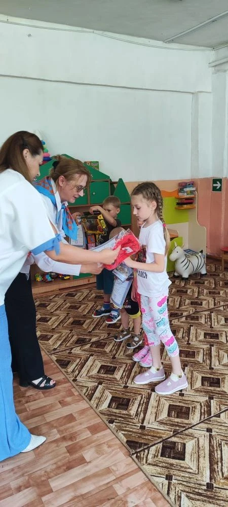 7 июля воспитанники Байловского филиала приняли участие в конкурсе рисунков   на тему "Моя семья", о
