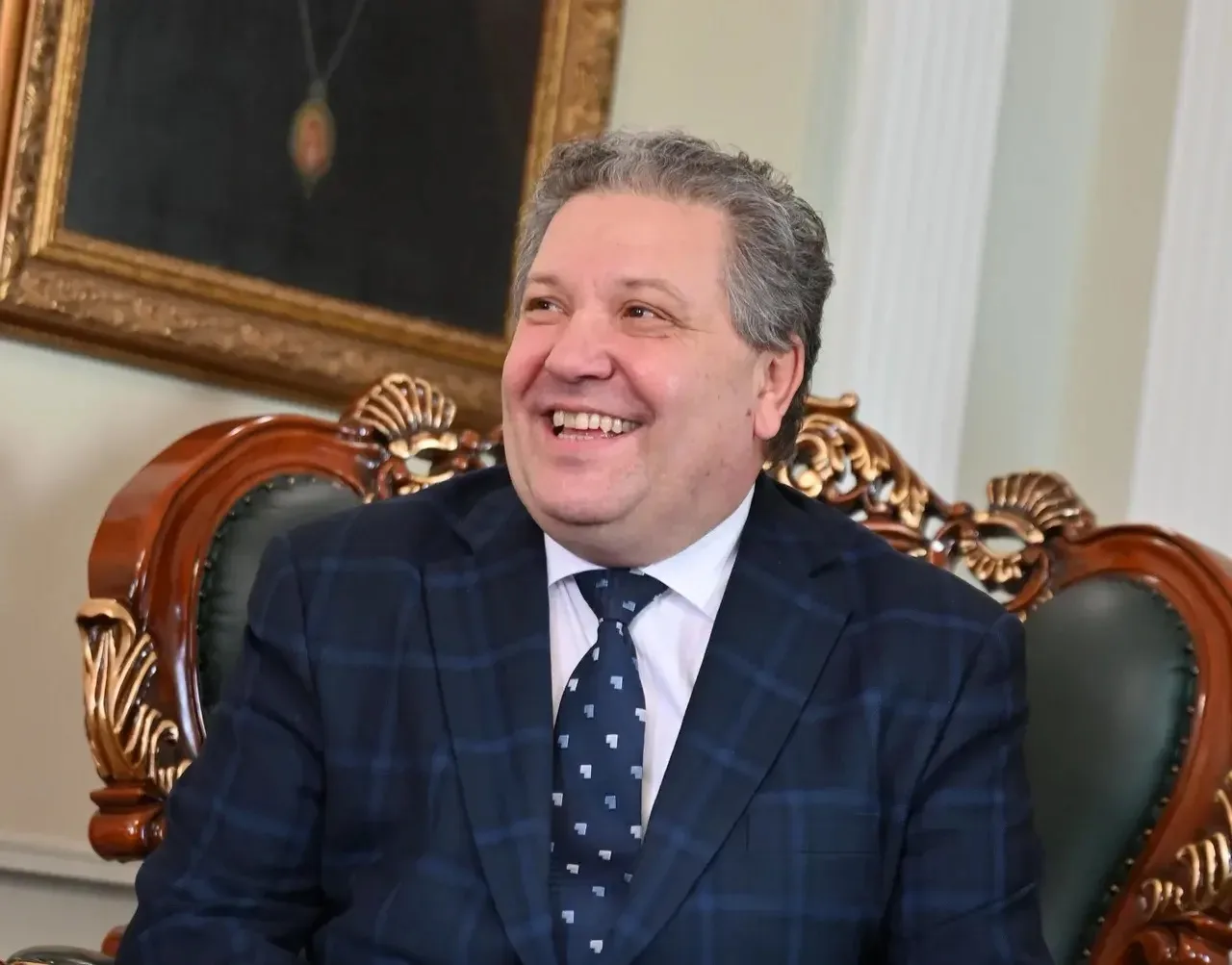 23 апреля митрополит Иркутский и Ангарский Максимилиан провел встречу по актуальным рабочим вопросам