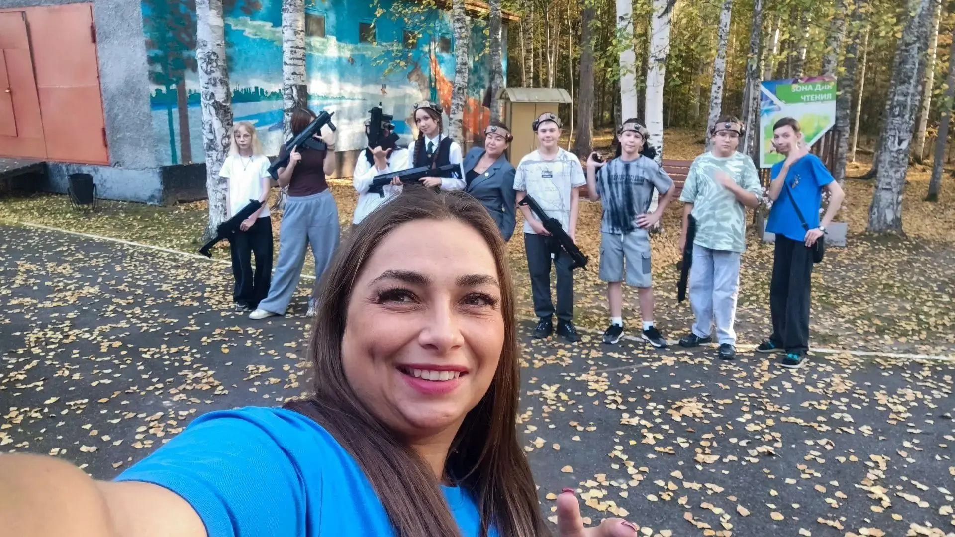 🔥 Осень, кажется, никак не хочет вступать в свои права - и наша молодежь этому безумно...