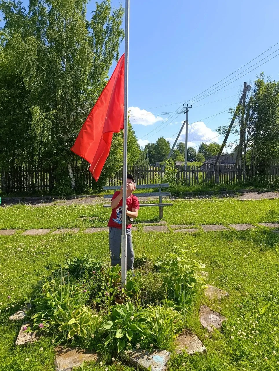 🌼🌼🌼14 день лагеря начался с поднятия флага и зарядки.
  🚌🚌🚌И снова путешествие!!! Дети побывал