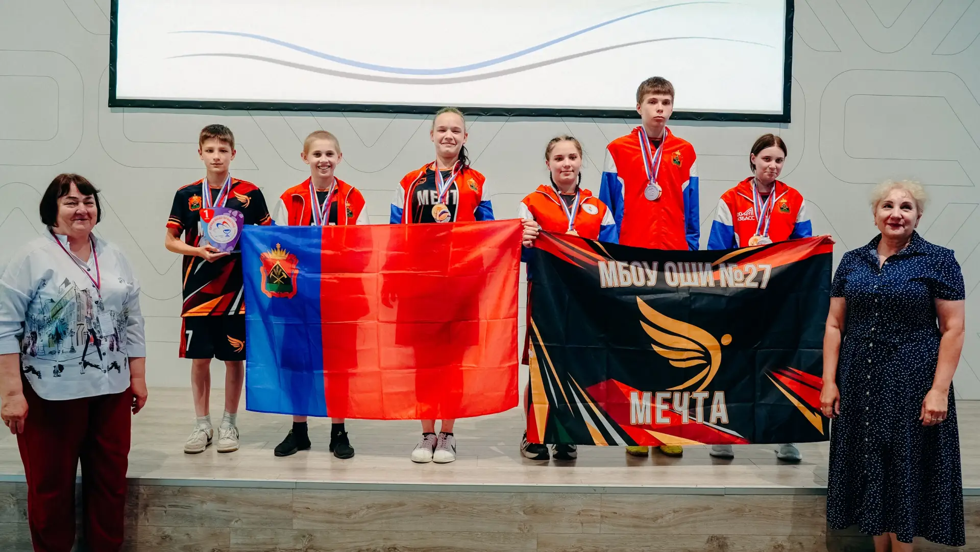 🥇🏆 6 кубков и 71 медаль - кузбасские школьники победители Всероссийской спартакиады школьных спорт
