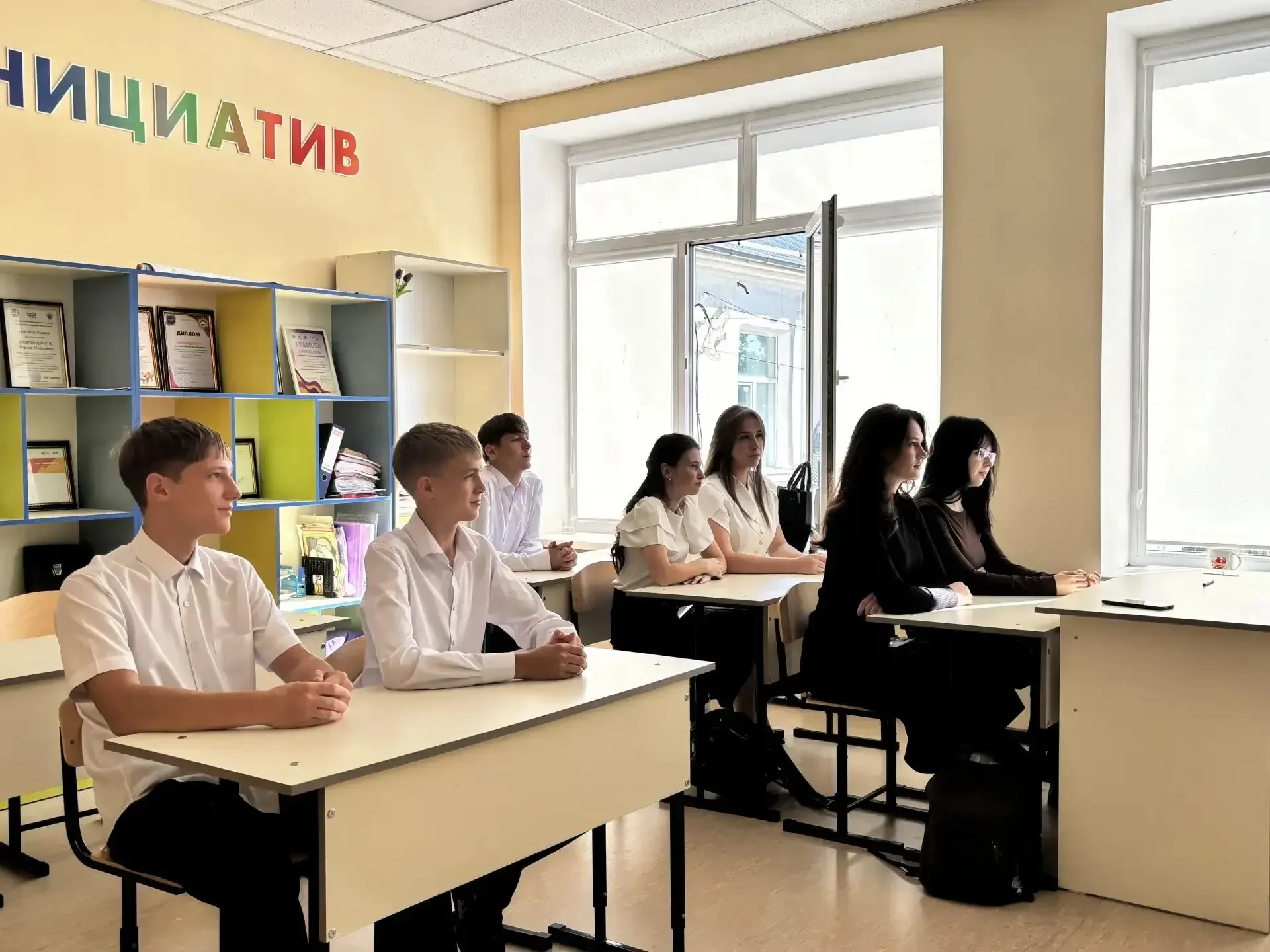 🇷🇺 Сегодня в 11 классе прошло первое установочное занятие профориентационного курса «...