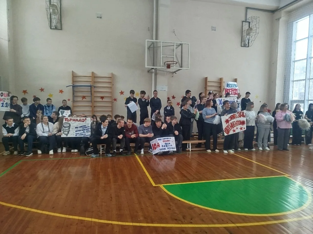 Спортивный фестиваль "А ну-ка, девочки", посвящённый Международному женскому дню, продолжается и мы 