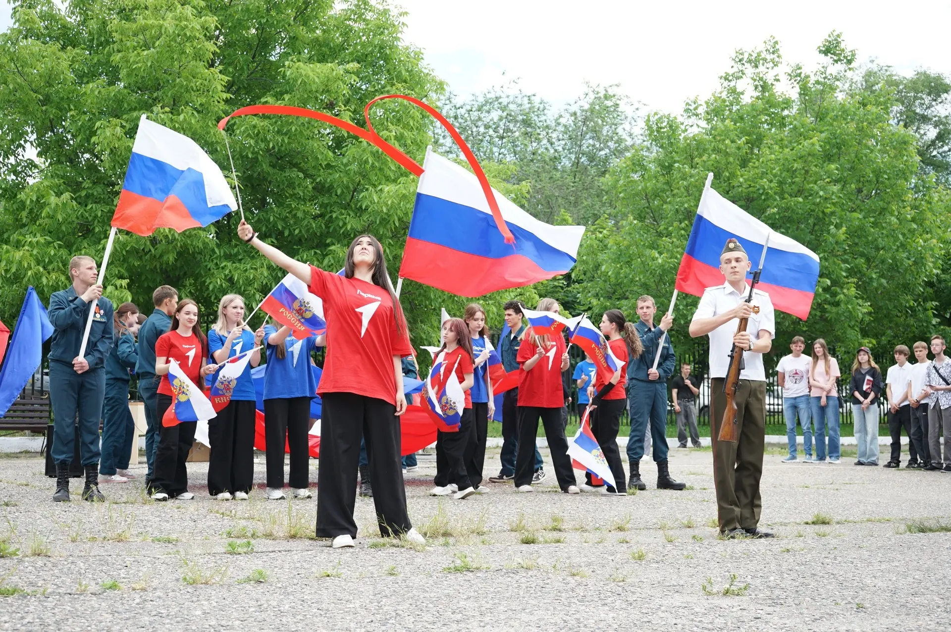 Как проходит День России у Первых Ставрополья | часть 1 🇷🇺

Делимся с вами фотографиями Первых со 