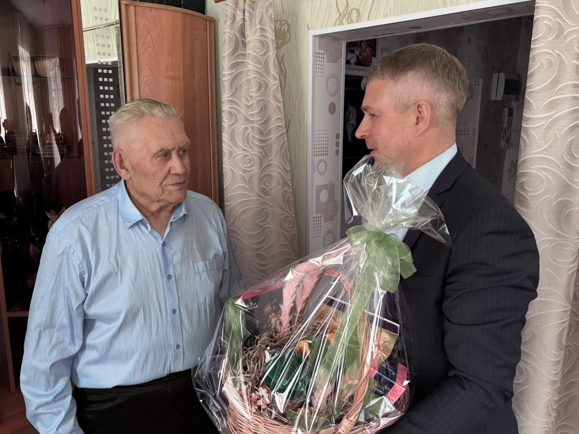 Поздравляем с 85‑летием почётного гражданина нашего округа — Вячеслава Николаевича Сажина 🎉  Его ист