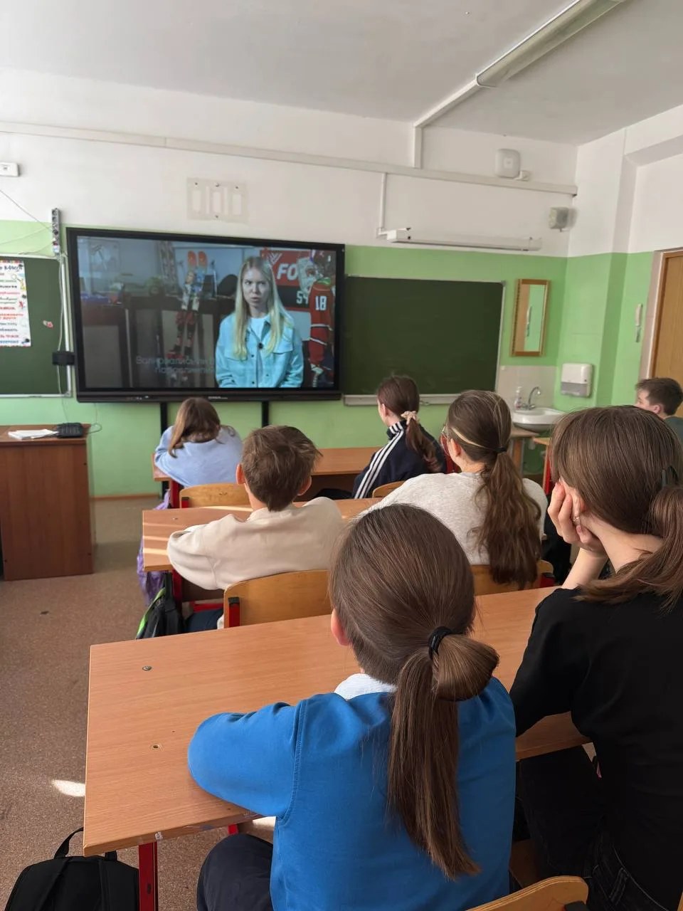 📢 Как справляться с волнением?  😱Сегодня на «Разговорах о важном» наши ученики затронули тему, близк