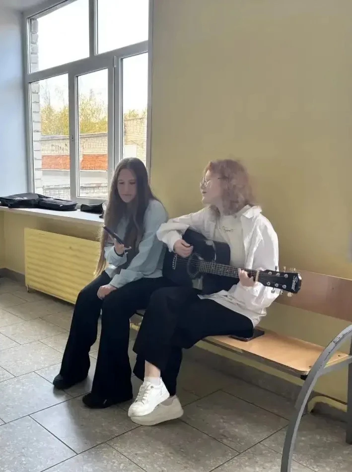 🎸Как школа в День музыки зазвучала по-новому 🎶