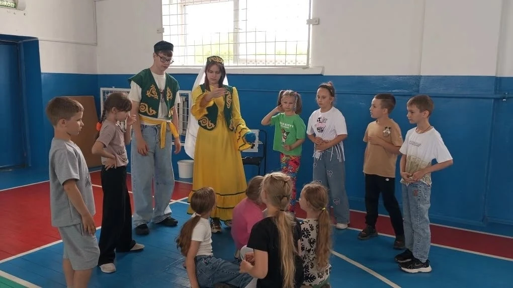 🎉 👫 «Фестиваль игр народов России»: веселье, дружба и традиции! 

🇷🇺 В преддверии Дня России мы 