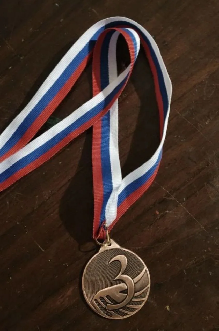 Звёздный январь Максима Лазарева! 🌟  Наш ученик 5Б класса, Максим Лазарев, продемонстрировал невероя