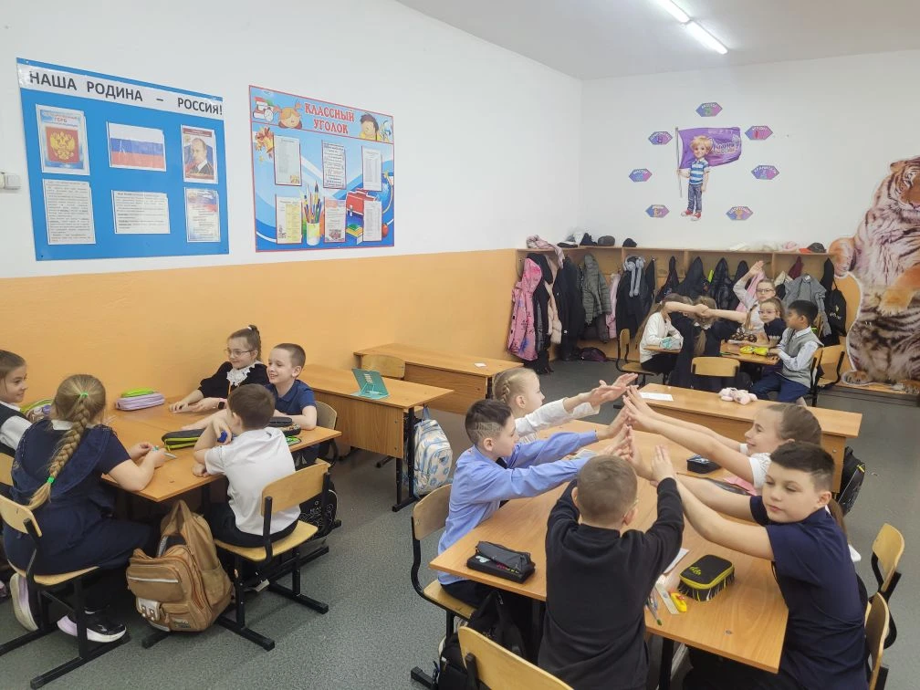 🚀 Космический квиз ко Дню космонавтики!  По инициативе советника по воспитанию для ребят из начально